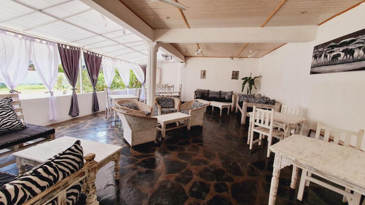 Lalasalama B&B Watamu Exteriör bild