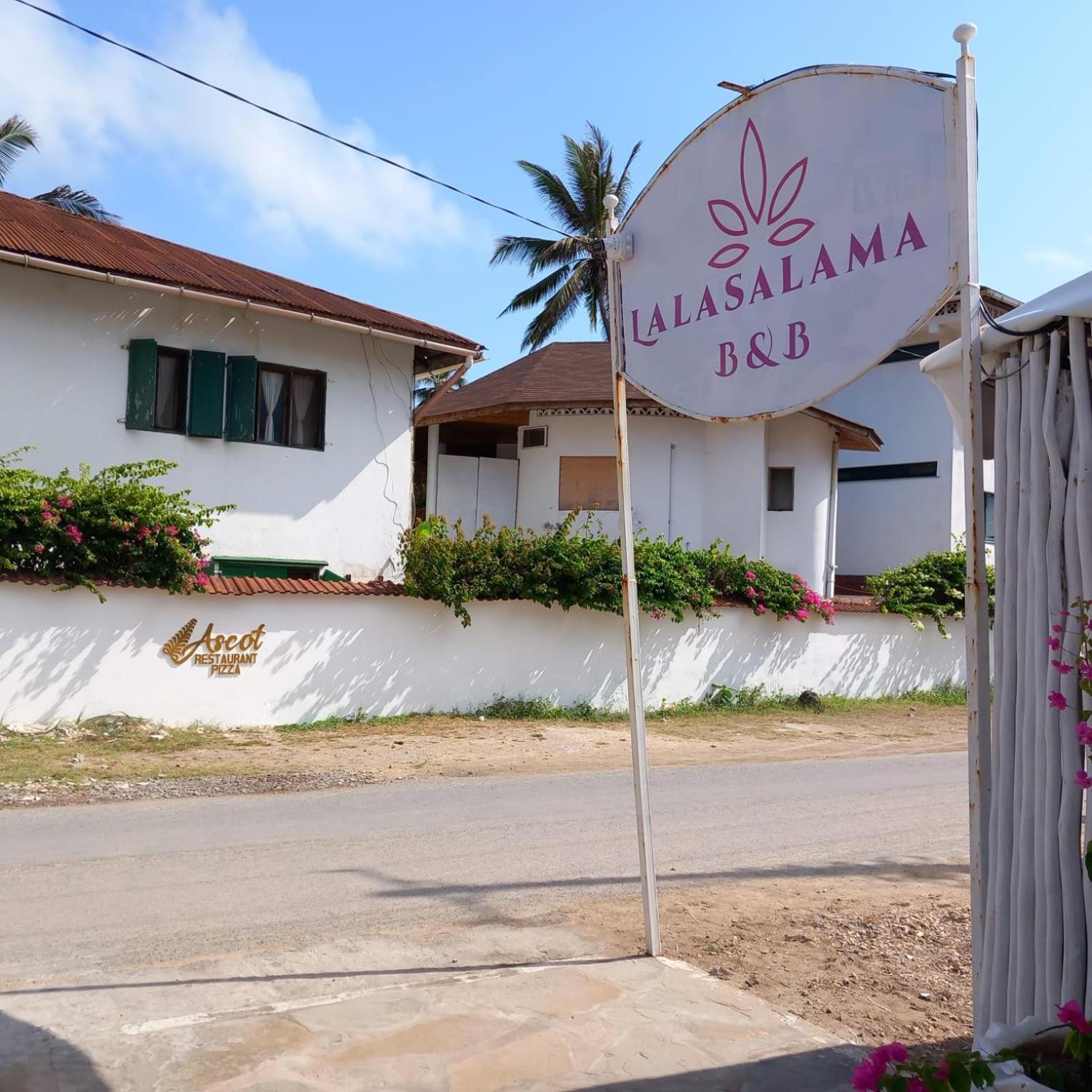 Lalasalama B&B Watamu Exteriör bild