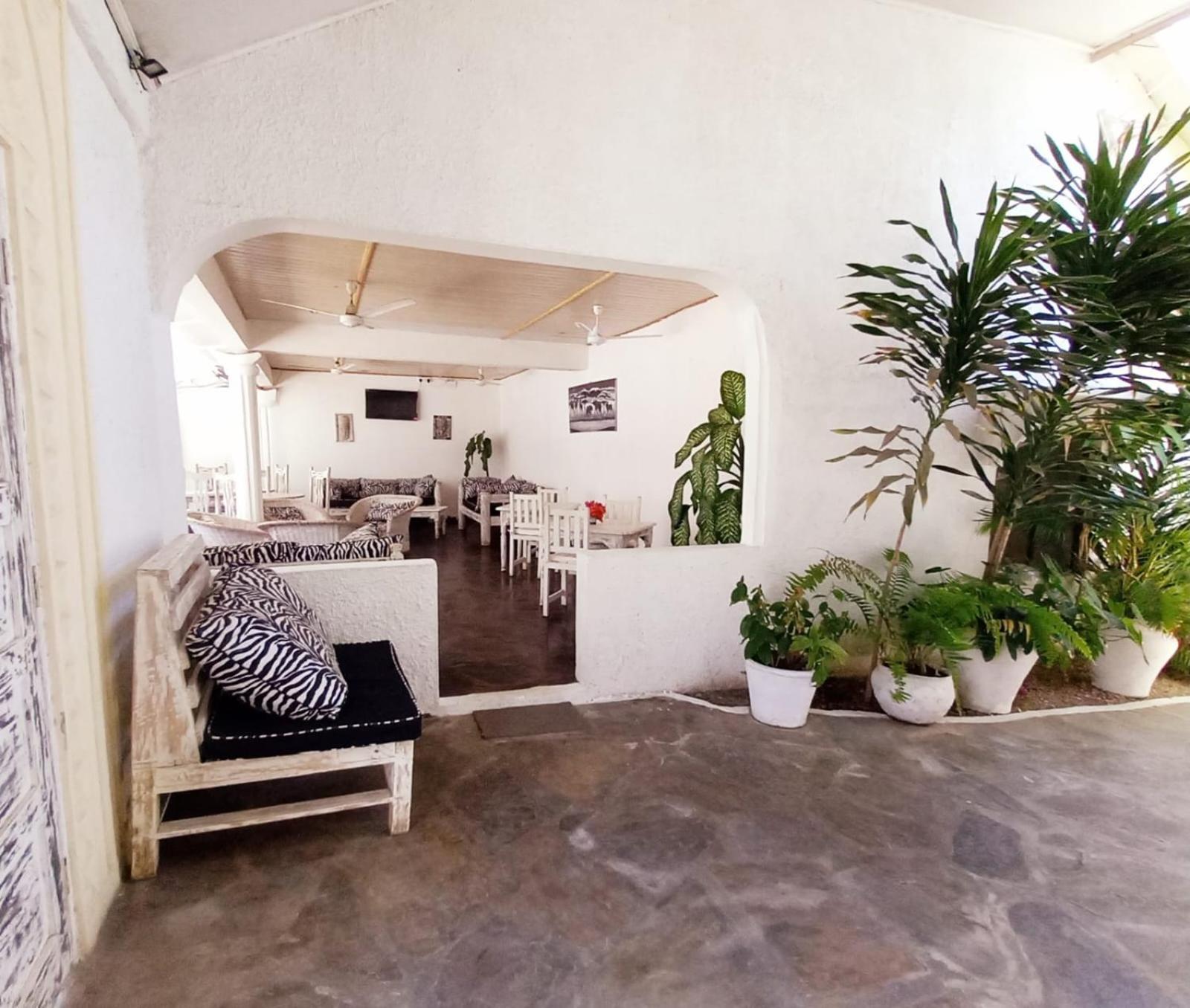 Lalasalama B&B Watamu Exteriör bild
