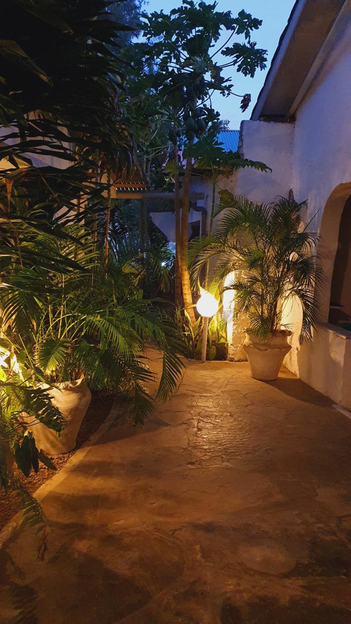 Lalasalama B&B Watamu Exteriör bild